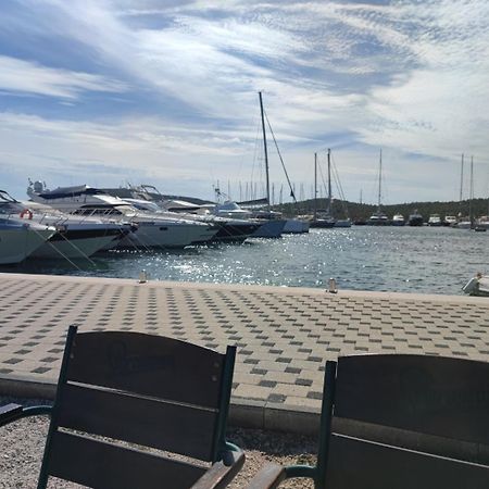 Apartman As Pirovac Luaran gambar