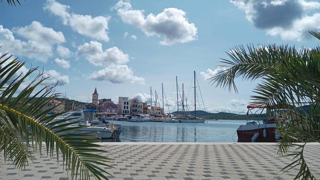 Apartman As Pirovac Luaran gambar